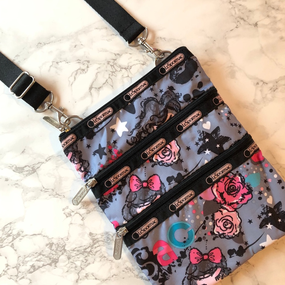⚡FLASH SALE ⚡LeSportsac Crossbody Bag